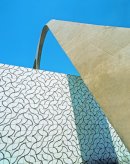 Painel de azulejos, Praça da Apoteose, Sambódromo, 1983. <em>Foto: Tuca Reinés </em>